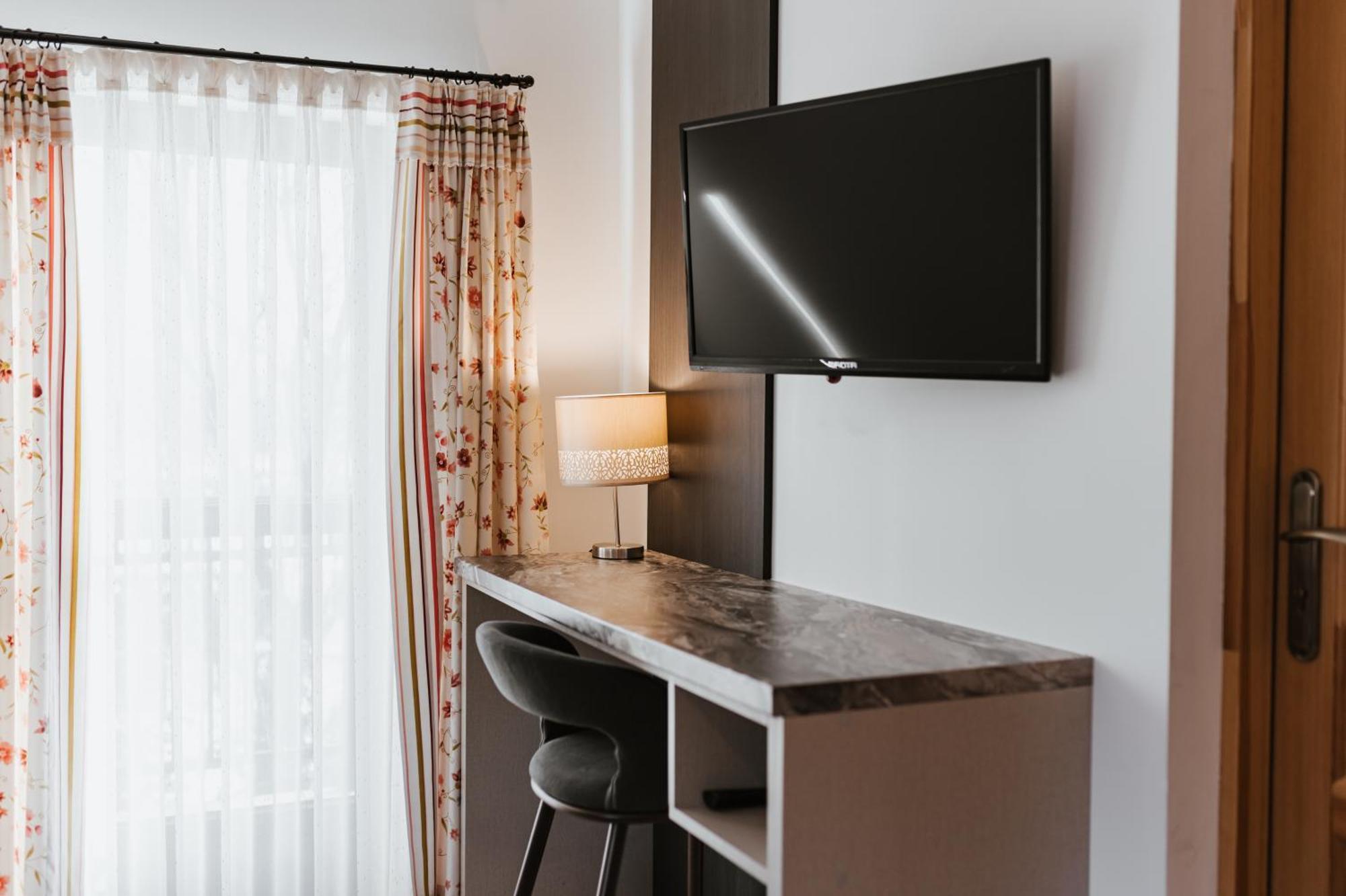 Dom Wypocz Pod Litwinka Apartamenty Бялка Татранска Екстериор снимка